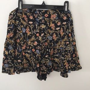 Flowy   high waisted short